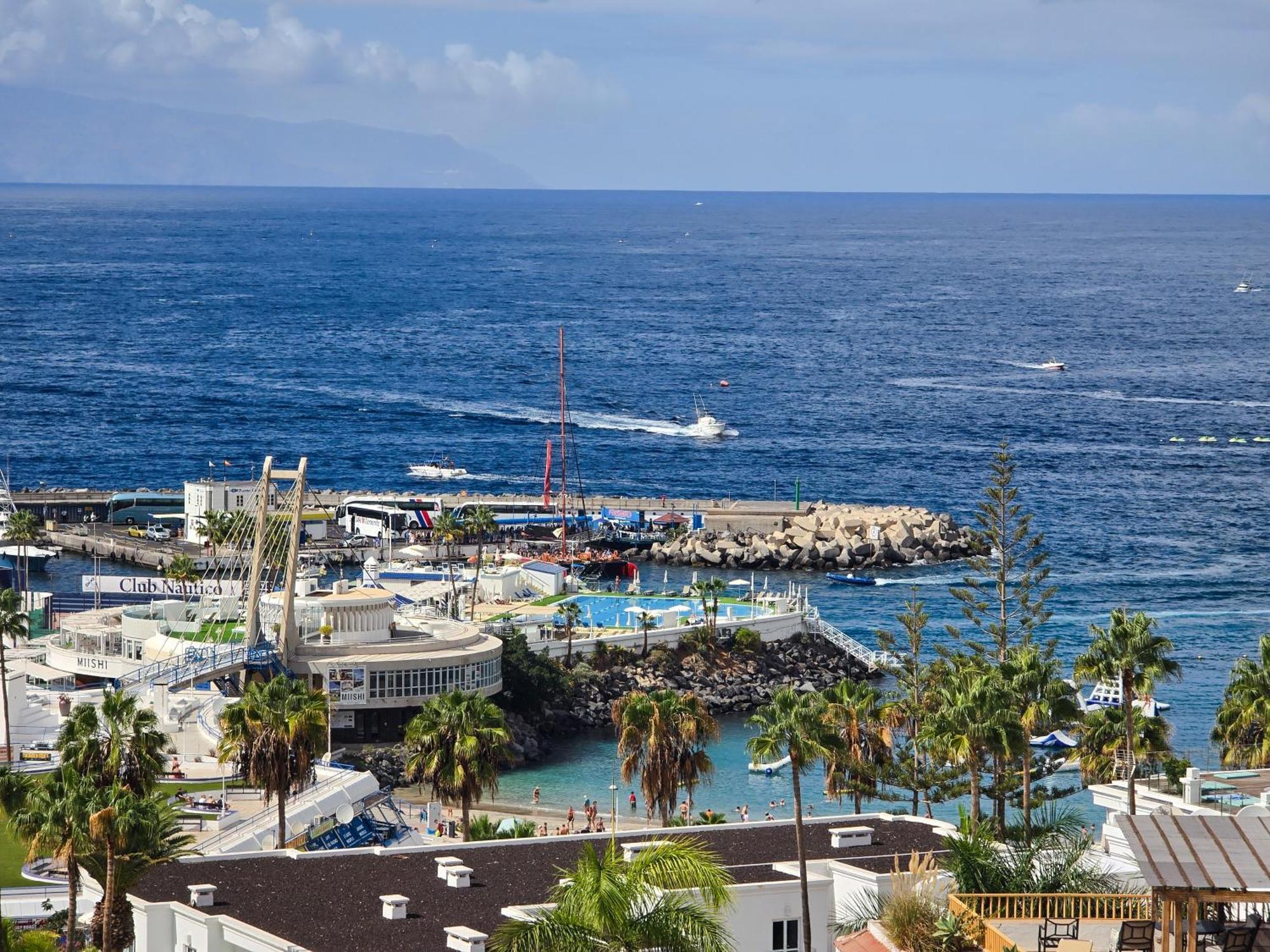Aqua Sun Los Geranios By Helloapartments Costa Adeje  Eksteriør bilde