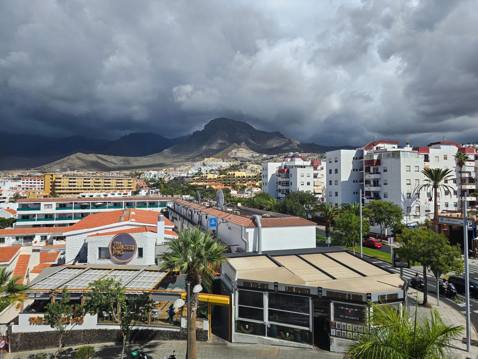 Aqua Sun Los Geranios By Helloapartments Costa Adeje  Eksteriør bilde